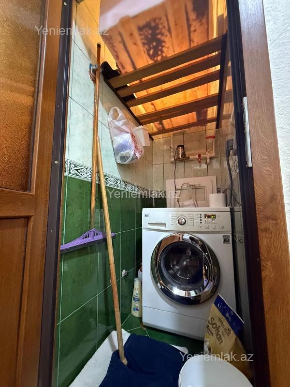 Satılır 4 otaqlı köhnə tikili 80 m²