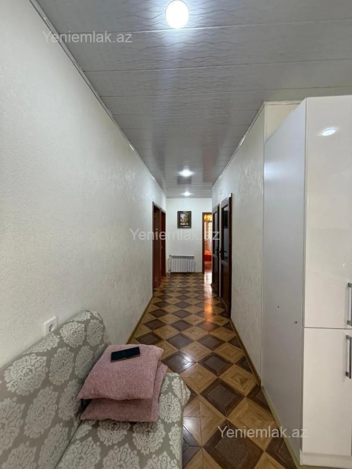 Satılır 4 otaqlı köhnə tikili 80 m²