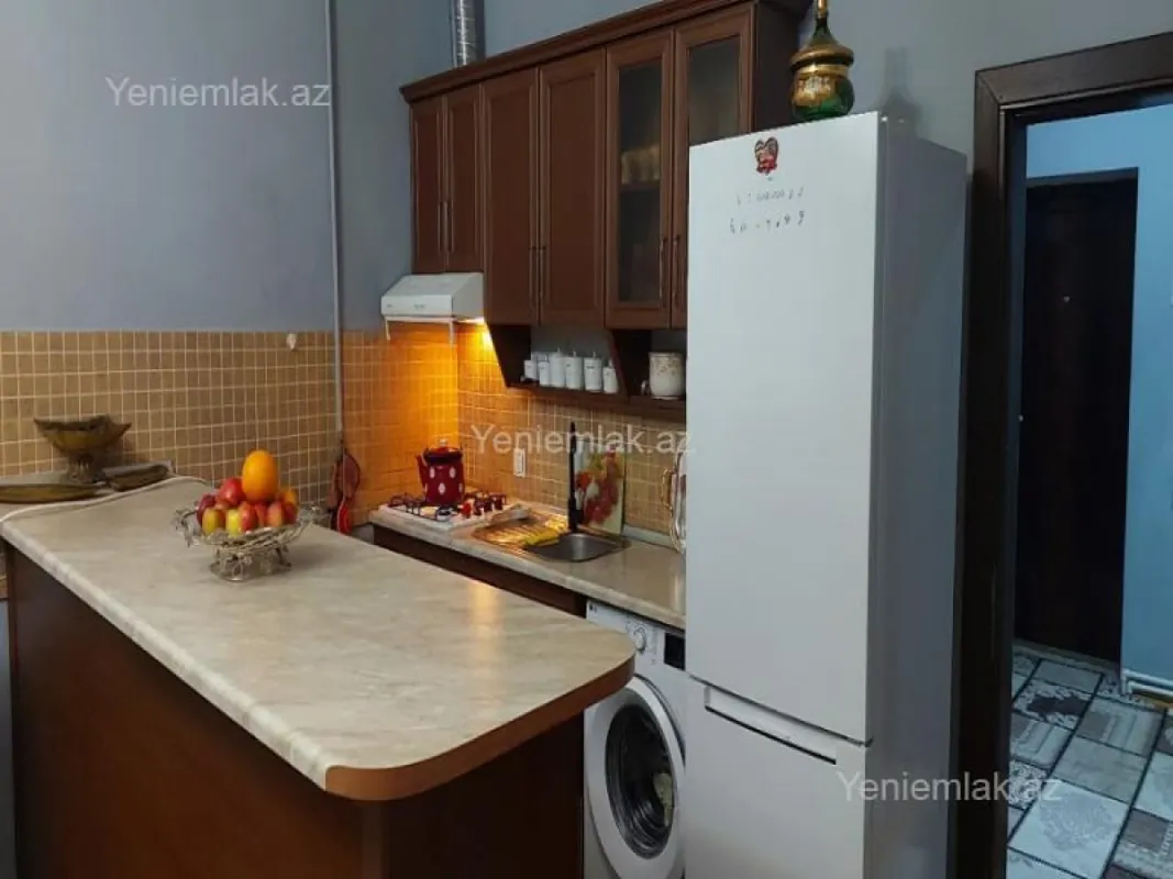 Satılır 3 otaqlı yeni tikili 82 m²