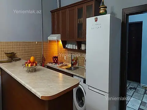 Satılır 3 otaqlı yeni tikili 82 m²