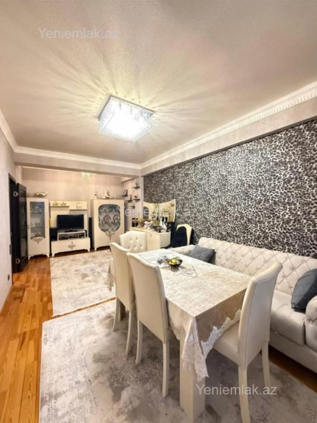 Satılır 2 otaqlı yeni tikili 50 m²