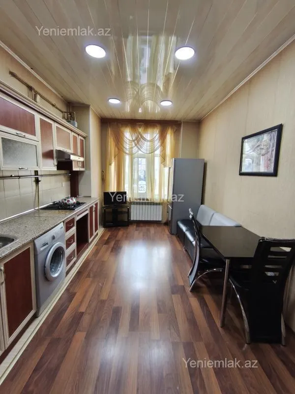 Satılır 3 otaqlı yeni tikili 118 m²