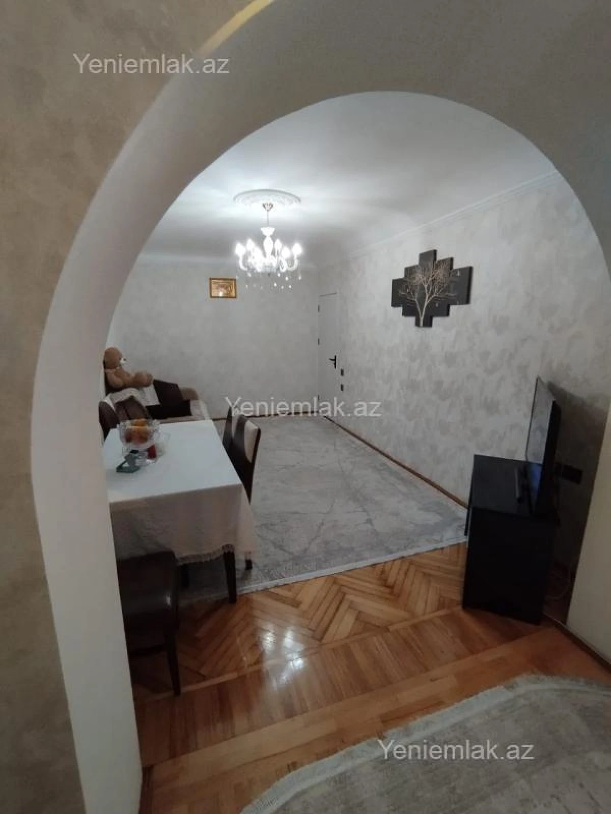 Satılır 3 otaqlı köhnə tikili 85 m²