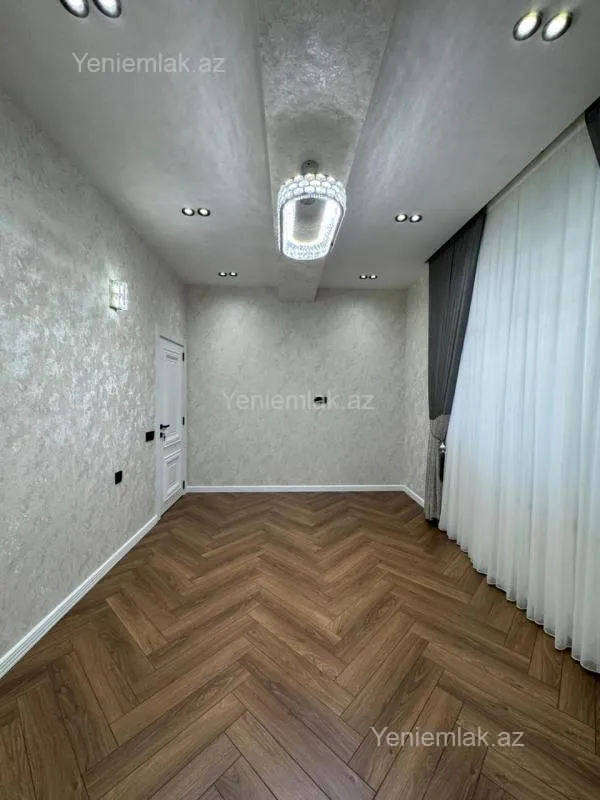 Satılır 3 otaqlı yeni tikili 105 m²