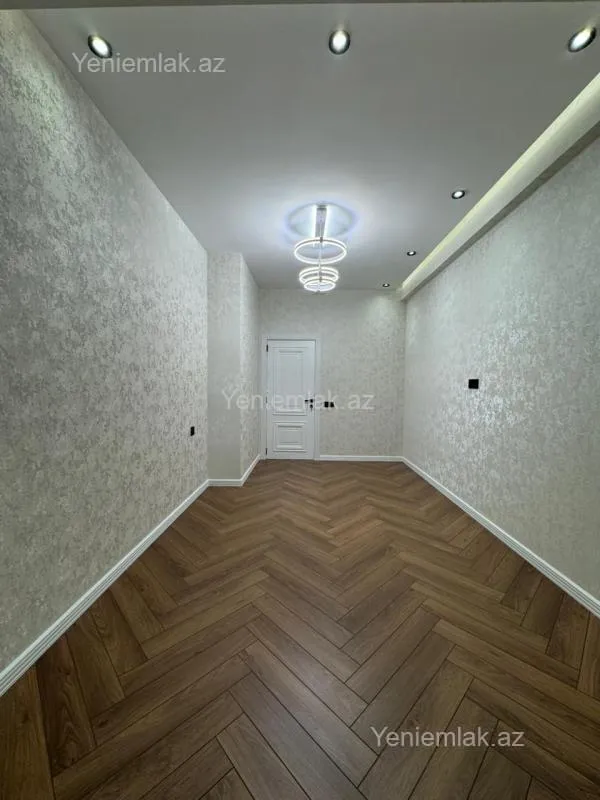 Satılır 3 otaqlı yeni tikili 105 m²