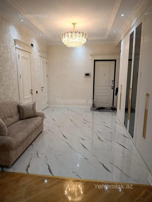 Satılır 3 otaqlı yeni tikili 120 m²