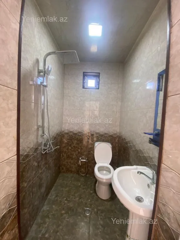 Satılır 3 otaqlı həyət evi 100 m²
