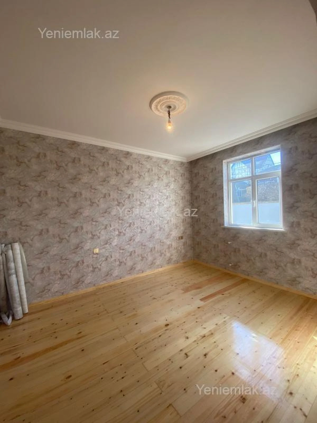 Satılır 3 otaqlı həyət evi 100 m²