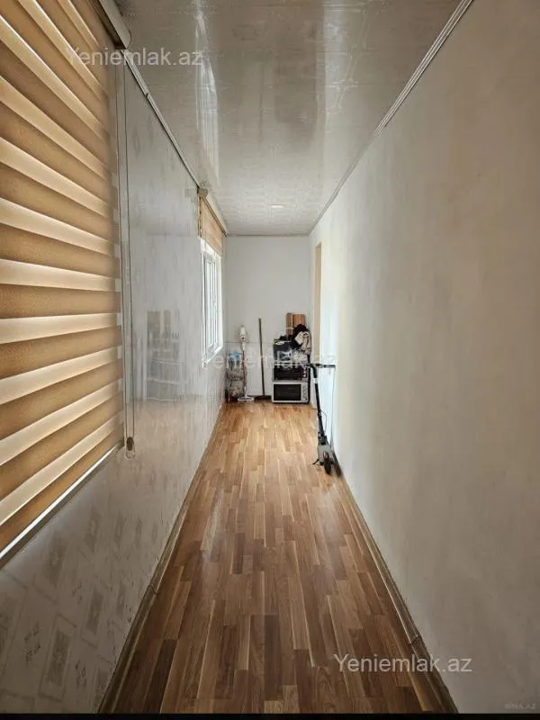 Satılır 2 otaqlı köhnə tikili 70 m²