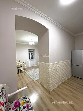 Satılır 2 otaqlı köhnə tikili 40 m²