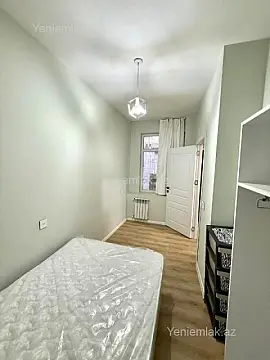 Satılır 2 otaqlı köhnə tikili 40 m²