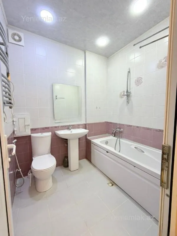 Satılır 2 otaqlı yeni tikili 55 m²