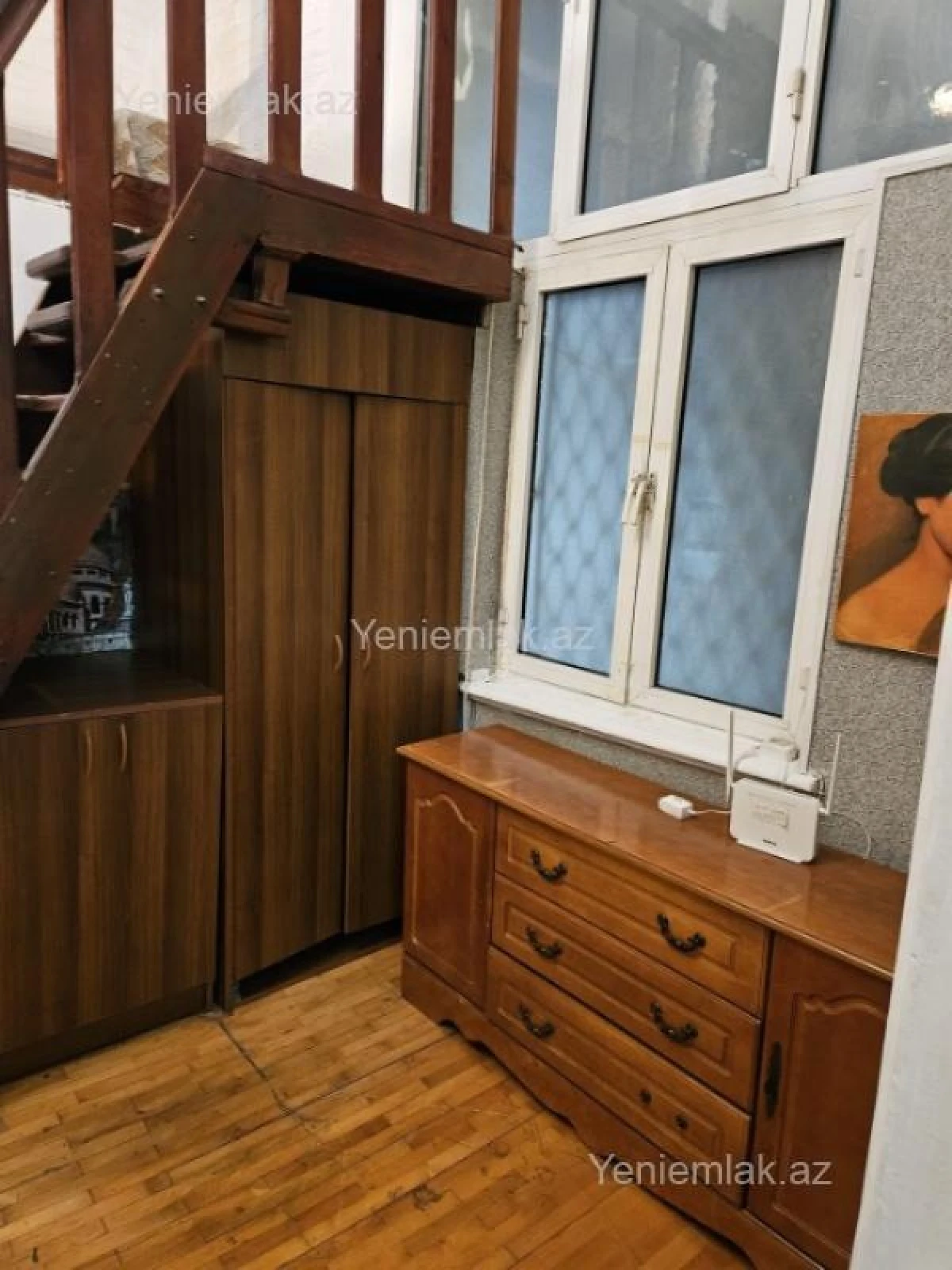 Satılır 2 otaqlı köhnə tikili 60 m²
