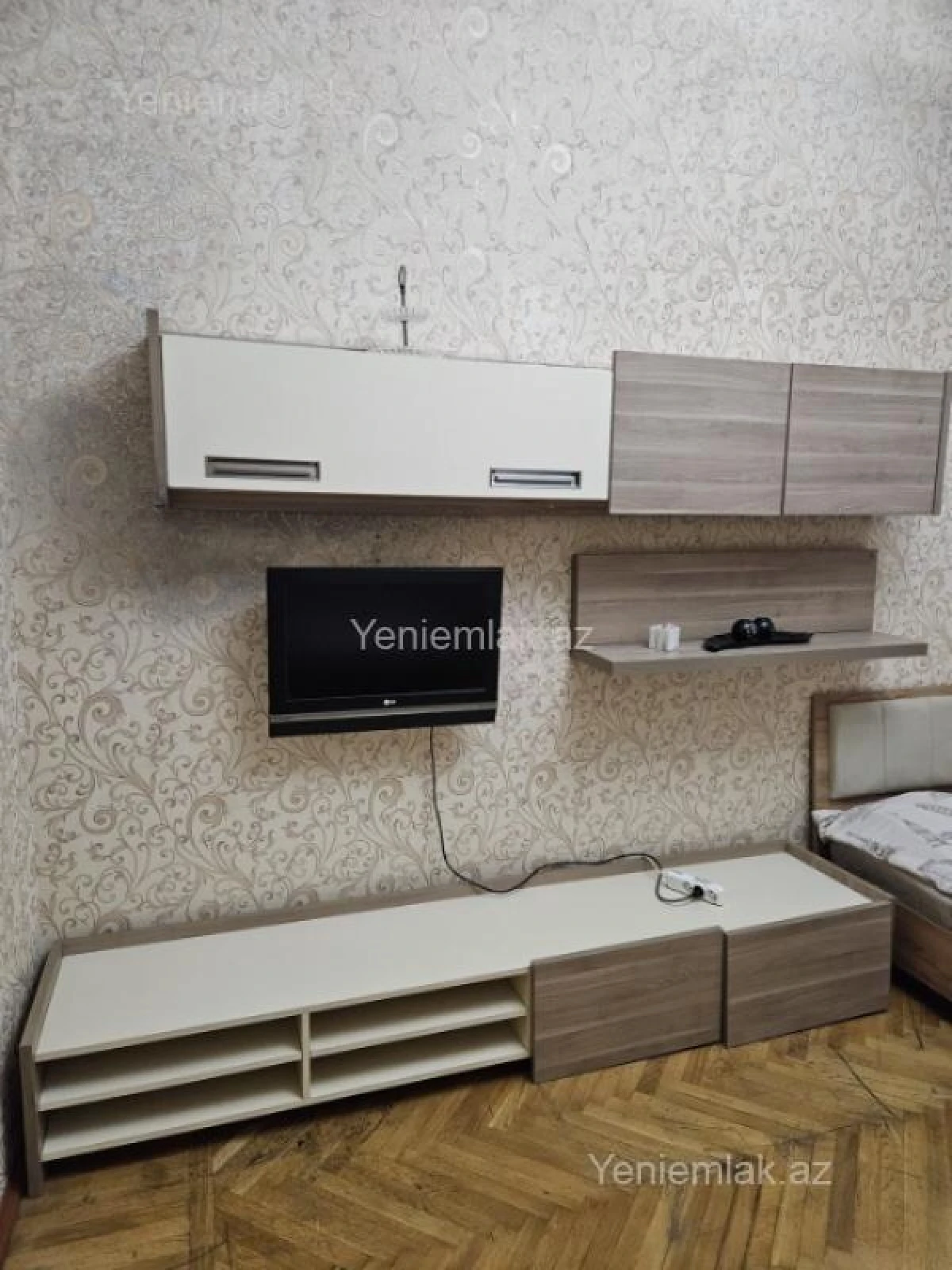 Satılır 2 otaqlı köhnə tikili 60 m²