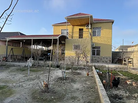 Satılır 6 otaqlı həyət evi 200 m²