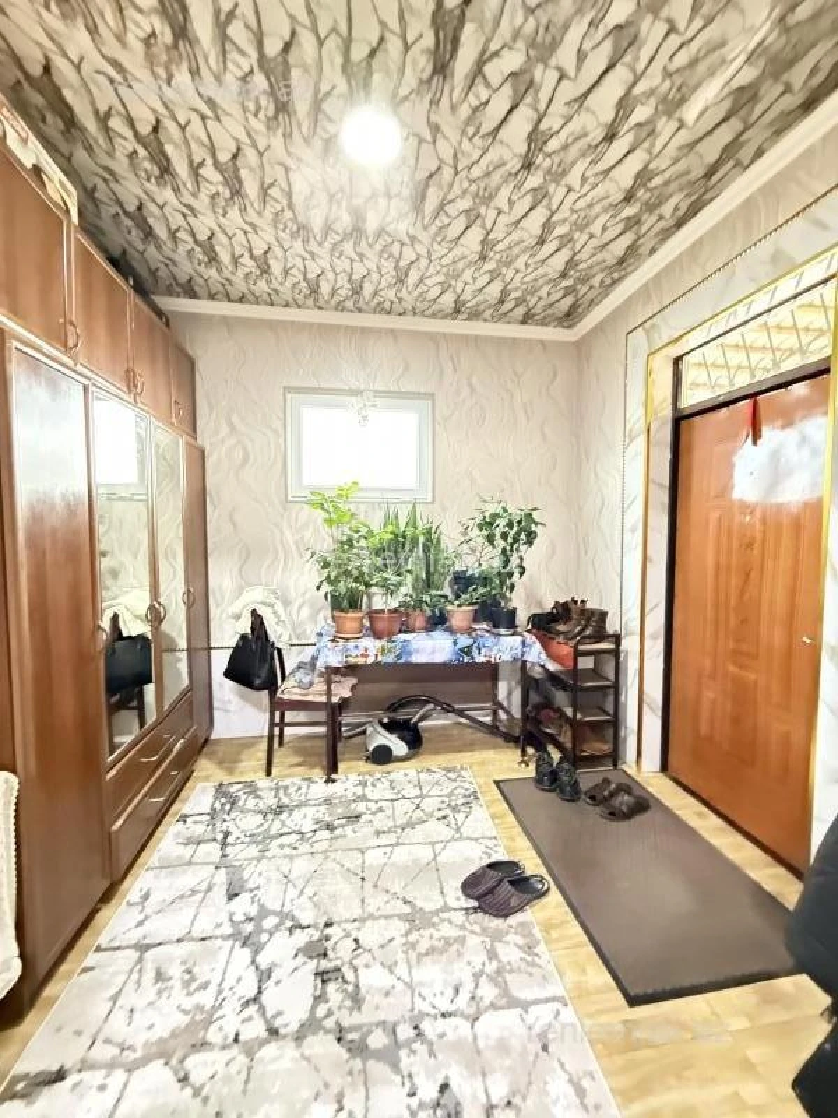 Satılır 6 otaqlı həyət evi 200 m²