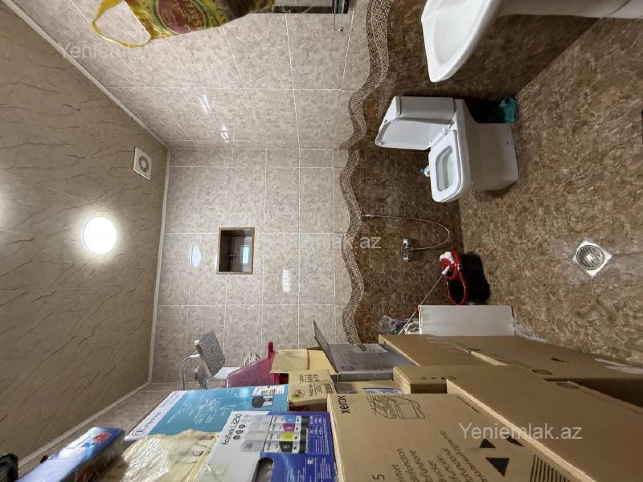 Satılır 6 otaqlı həyət evi 200 m²
