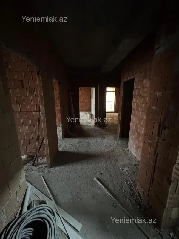 Satılır 3 otaqlı yeni tikili 116.5 m²