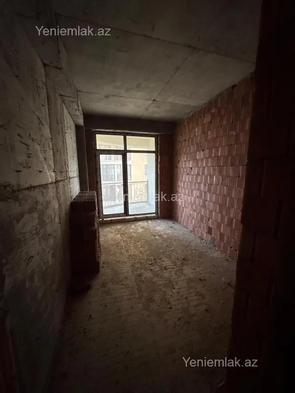 Satılır 3 otaqlı yeni tikili 116.5 m²