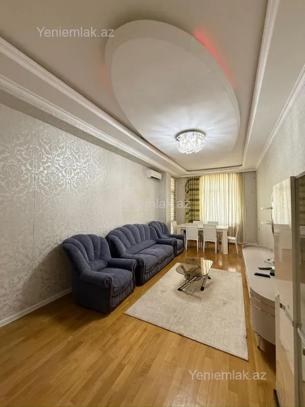 Satılır 3 otaqlı yeni tikili 120 m²