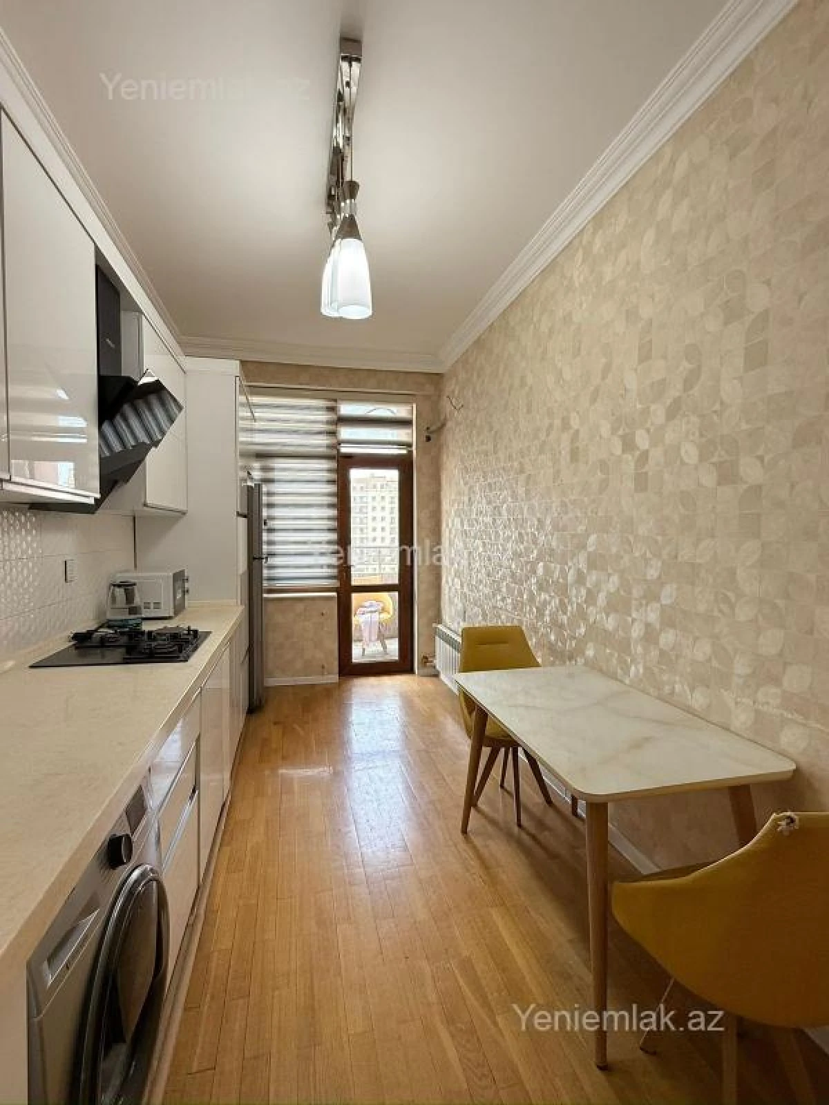 Satılır 3 otaqlı yeni tikili 120 m²