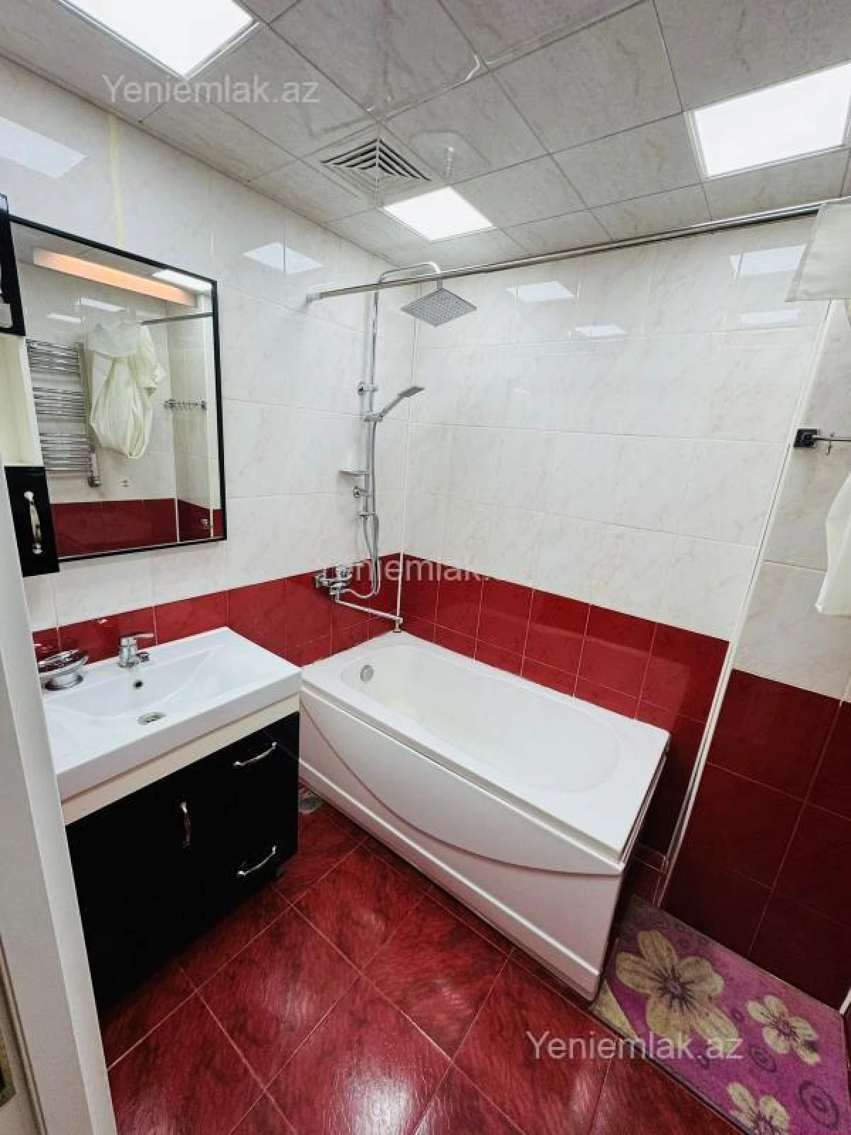 Satılır 3 otaqlı yeni tikili 94 m²