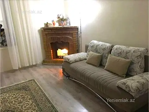 Satılır 2 otaqlı köhnə tikili 55 m²