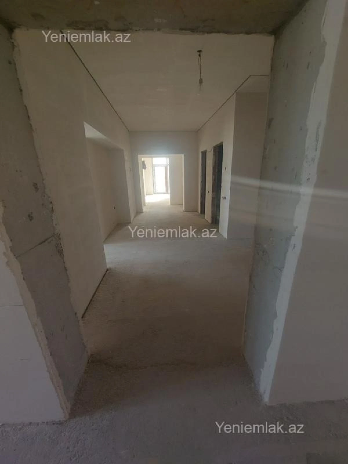 Satılır 3 otaqlı yeni tikili 136.4 m²