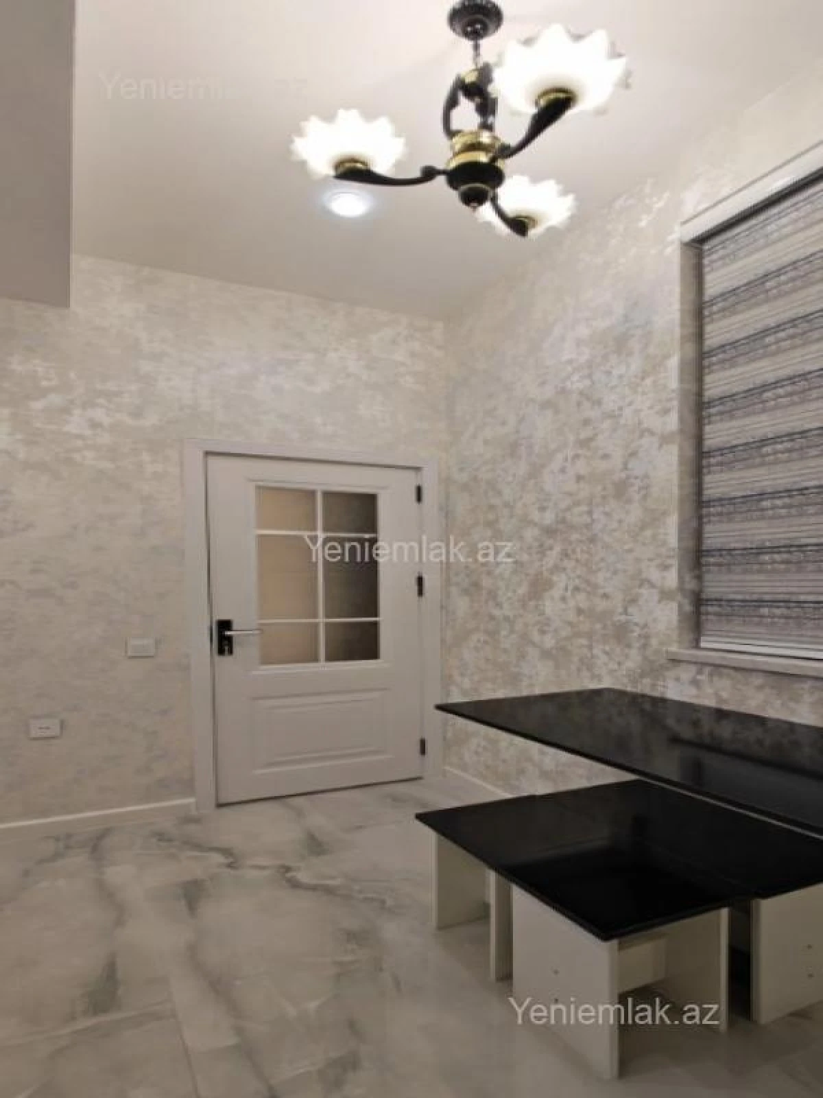 Satılır 2 otaqlı yeni tikili 60 m²