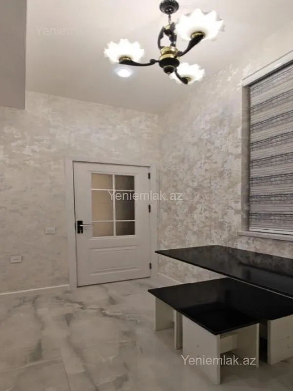 Satılır 2 otaqlı yeni tikili 60 m²