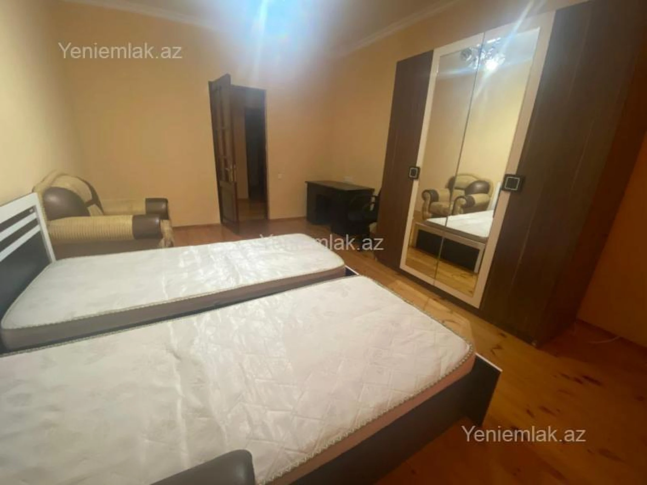 Satılır 3 otaqlı yeni tikili 145 m²