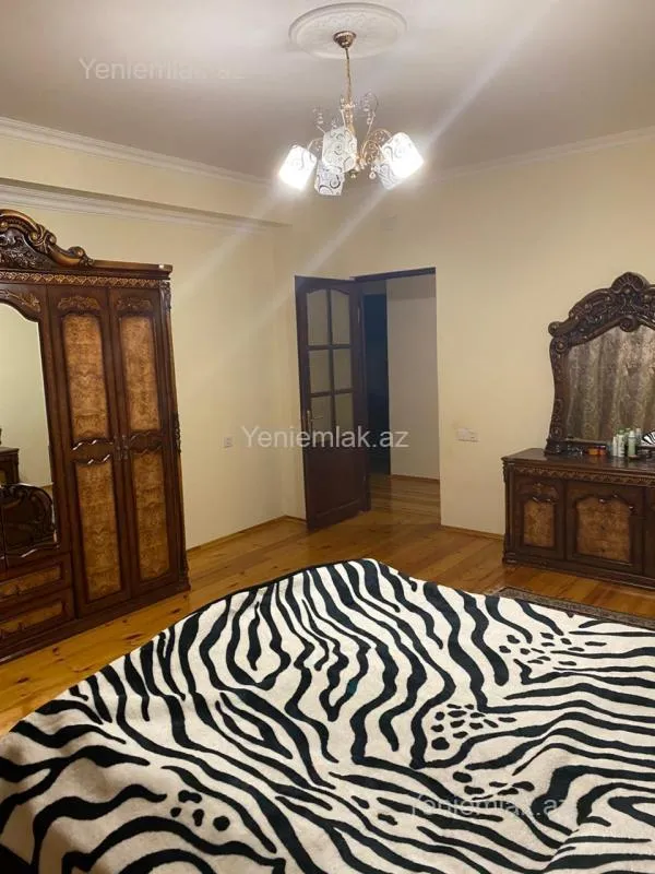 Satılır 3 otaqlı yeni tikili 145 m²