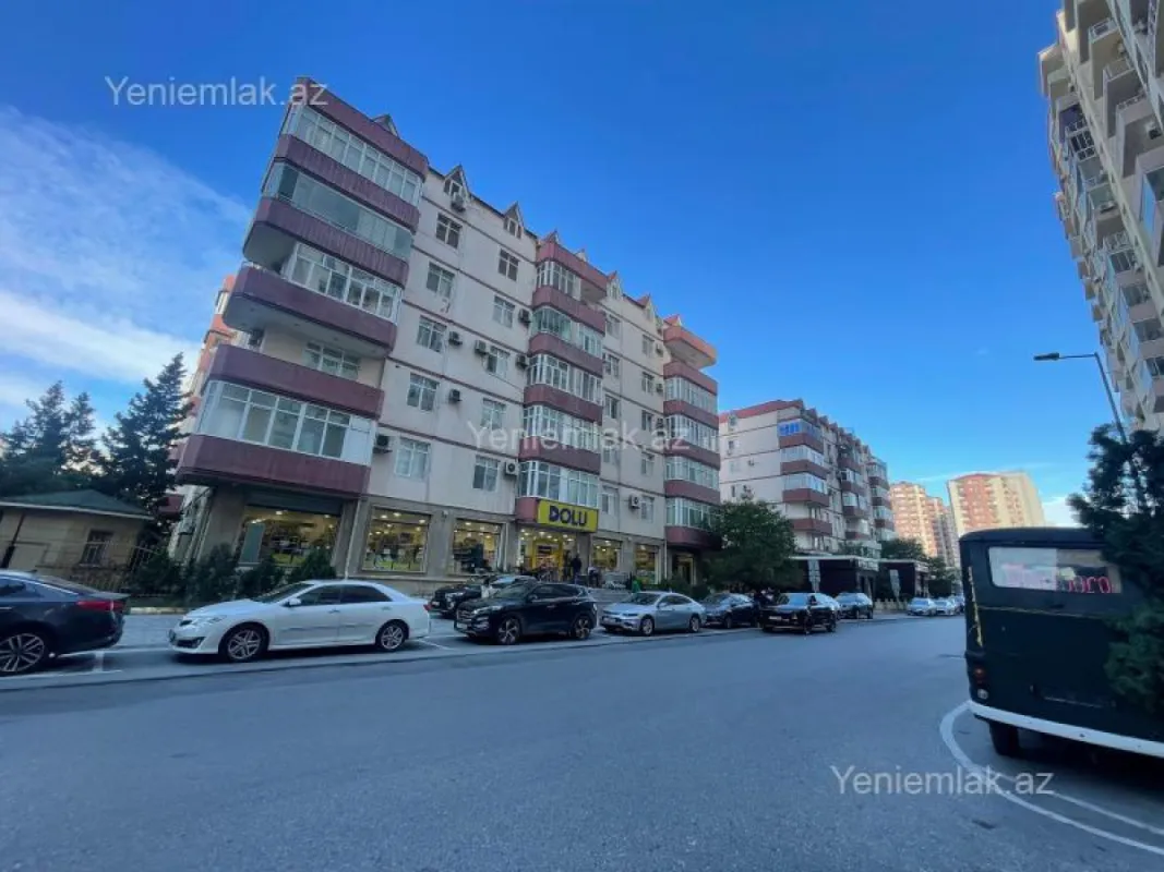 Satılır 3 otaqlı yeni tikili 145 m²