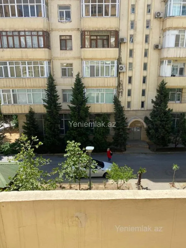 Satılır 3 otaqlı yeni tikili 145 m²
