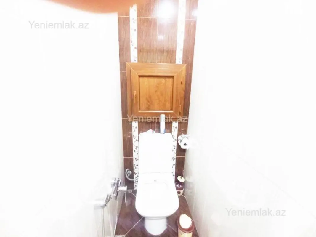 Satılır 4 otaqlı köhnə tikili 120 m²