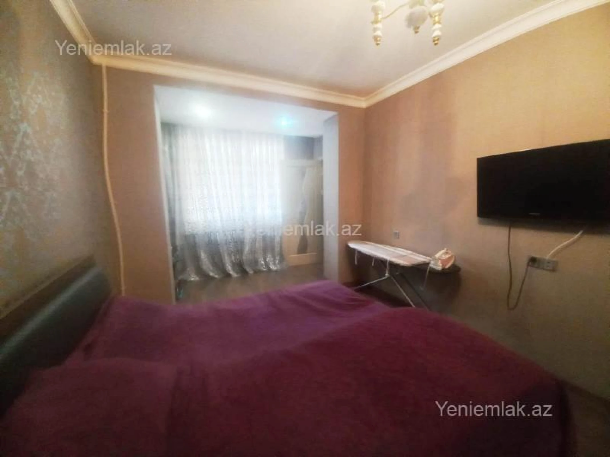 Satılır 4 otaqlı köhnə tikili 120 m²