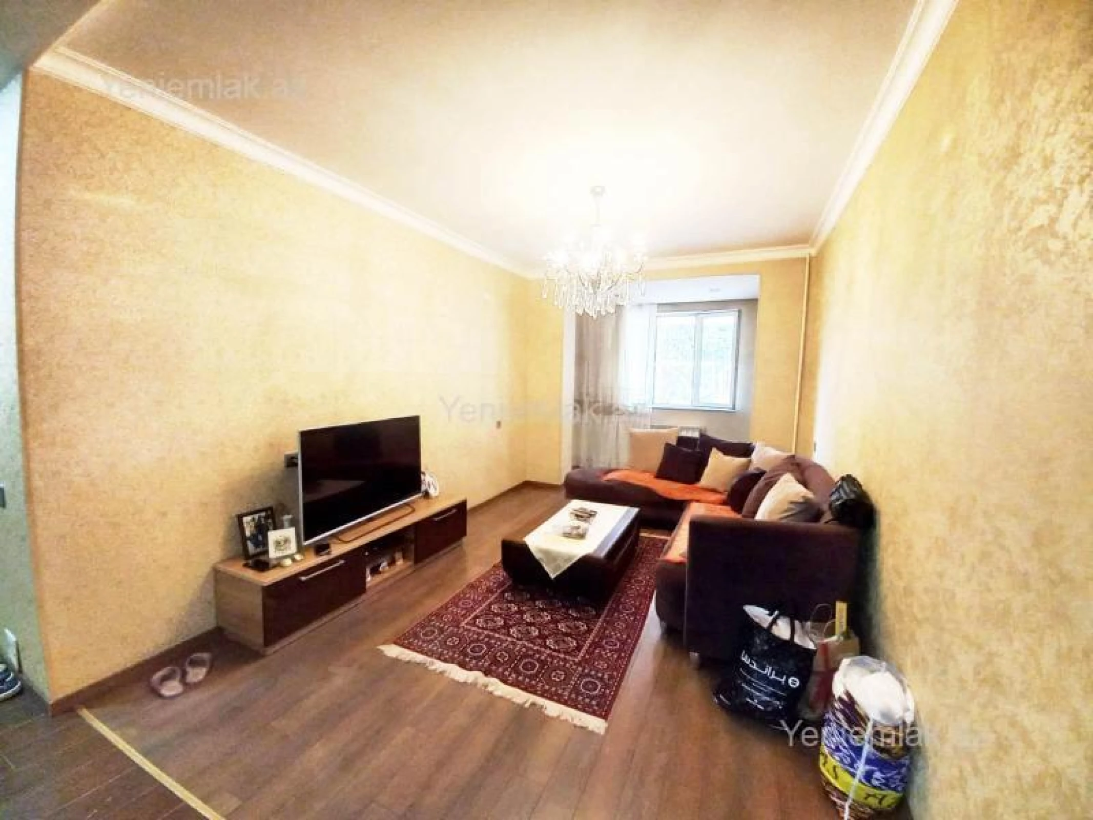 Satılır 4 otaqlı köhnə tikili 120 m²