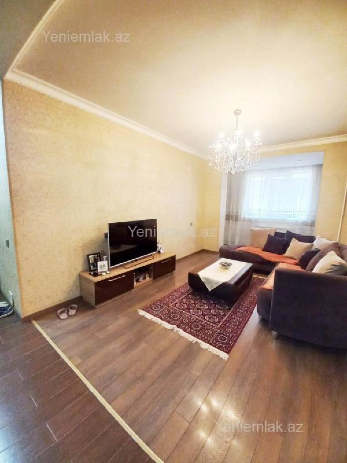 Satılır 4 otaqlı köhnə tikili 120 m²