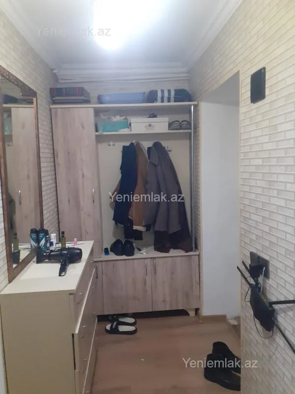 Satılır 2 otaqlı köhnə tikili 35 m²