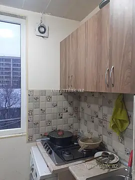 Satılır 2 otaqlı köhnə tikili 35 m²