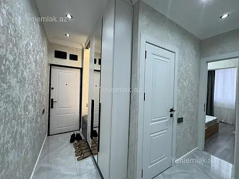Satılır 2 otaqlı köhnə tikili 45 m²