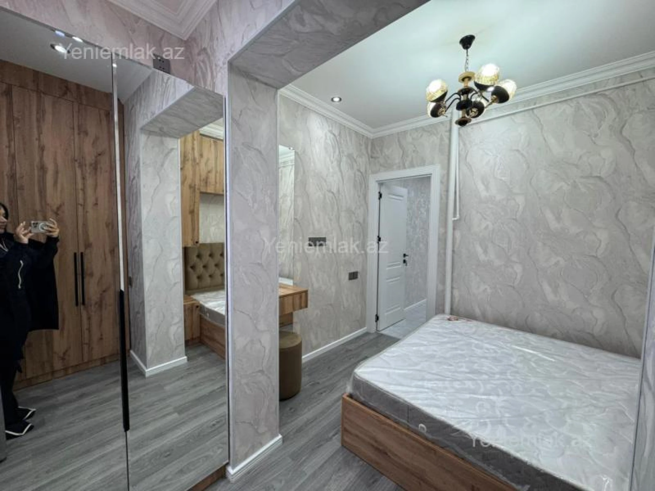Satılır 2 otaqlı köhnə tikili 45 m²