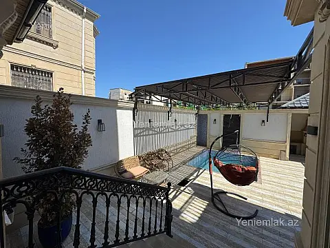 Satılır 7 otaqlı həyət evi 360 m²