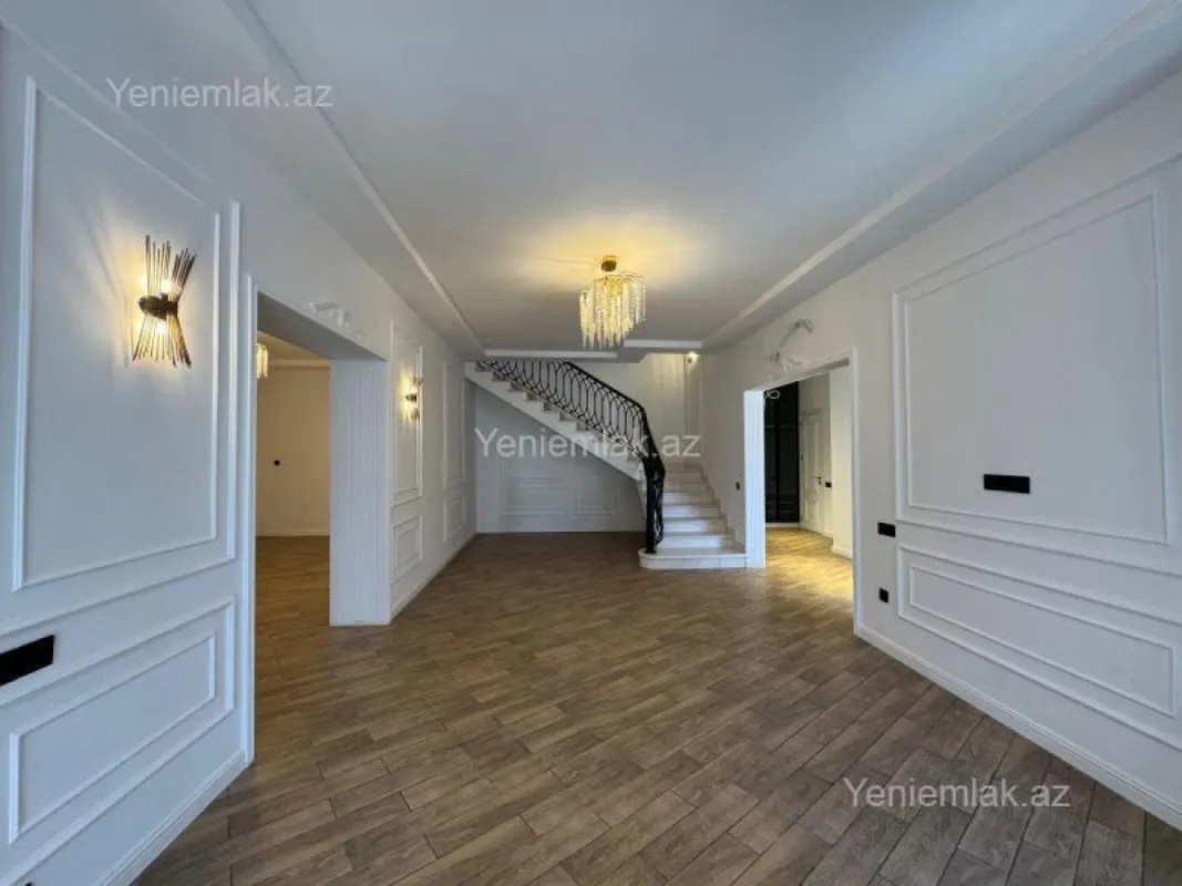 Satılır 7 otaqlı həyət evi 360 m²