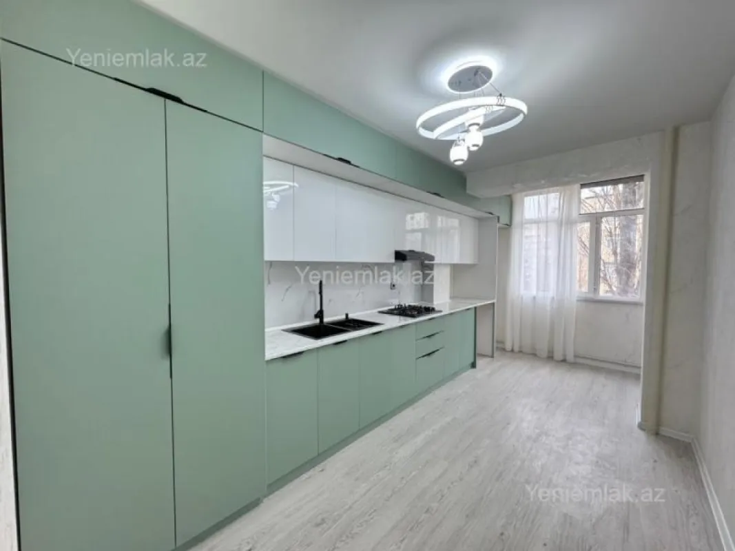 Satılır 3 otaqlı köhnə tikili 65 m²