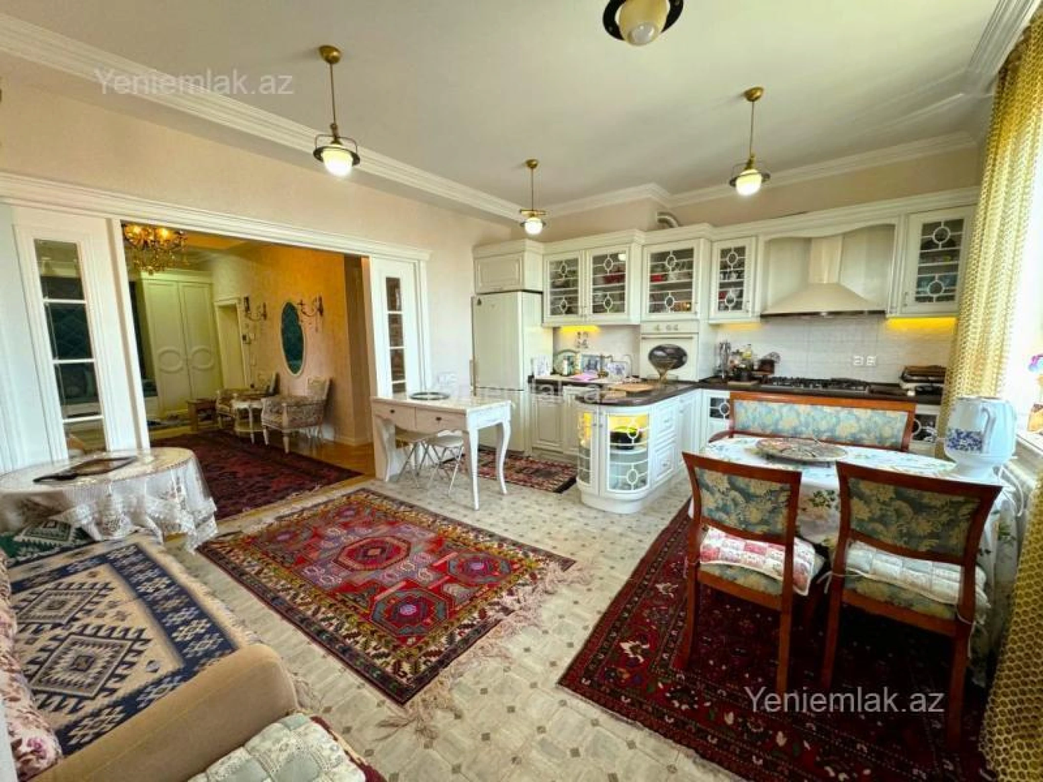 Satılır 3 otaqlı yeni tikili 165 m²