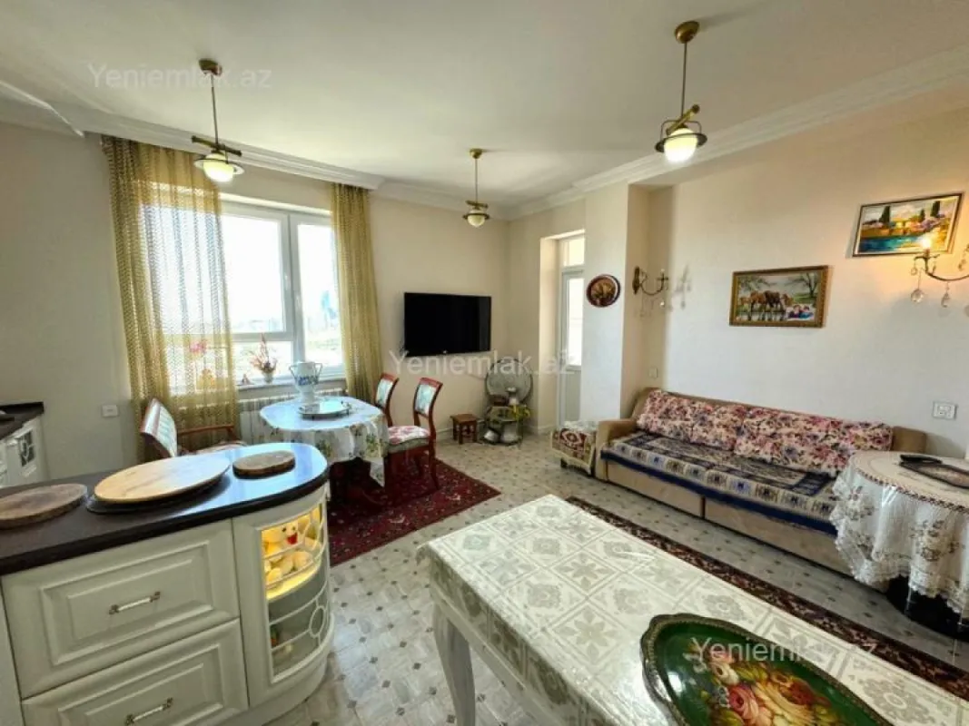 Satılır 3 otaqlı yeni tikili 165 m²