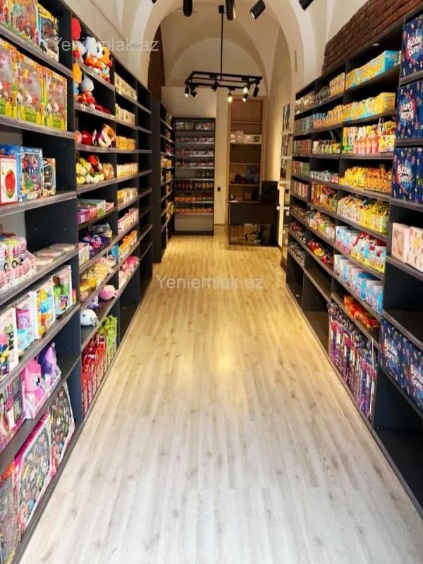 Satılır 1 otaqlı obyekt 42 m²