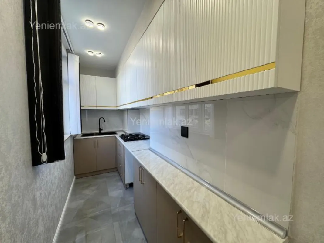 Satılır 3 otaqlı köhnə tikili 65 m²