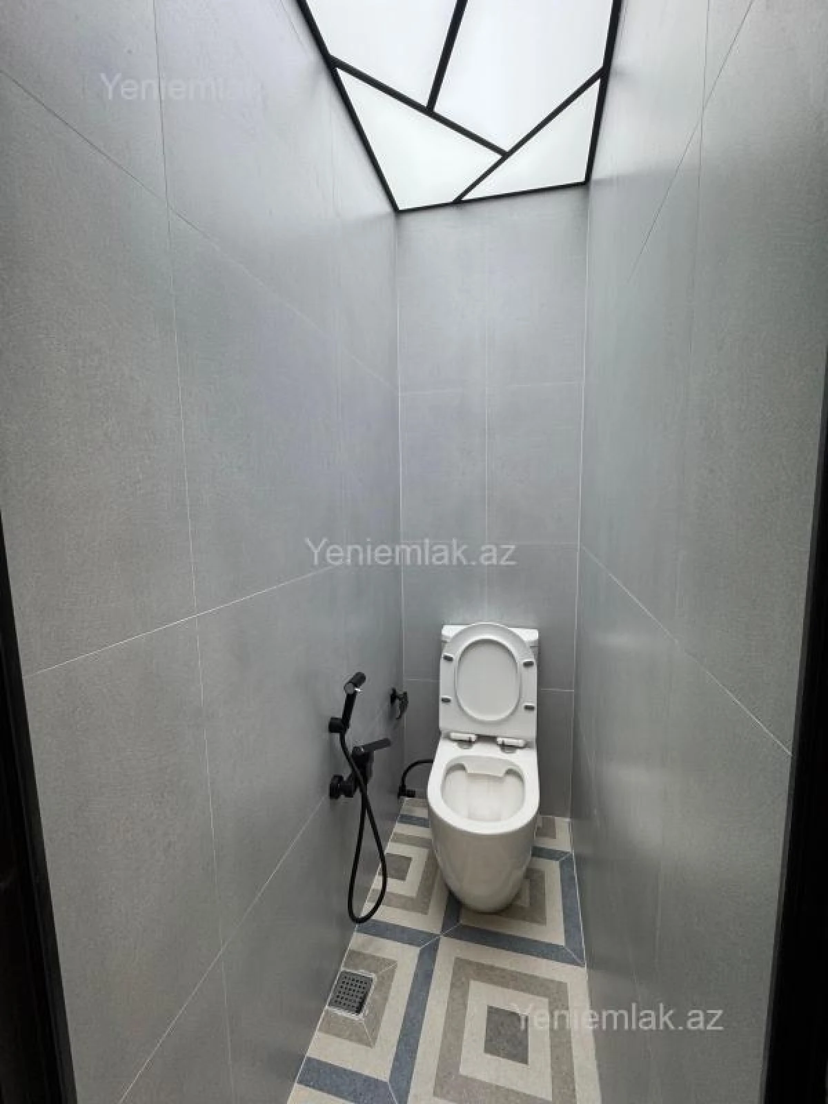 Satılır 3 otaqlı köhnə tikili 65 m²